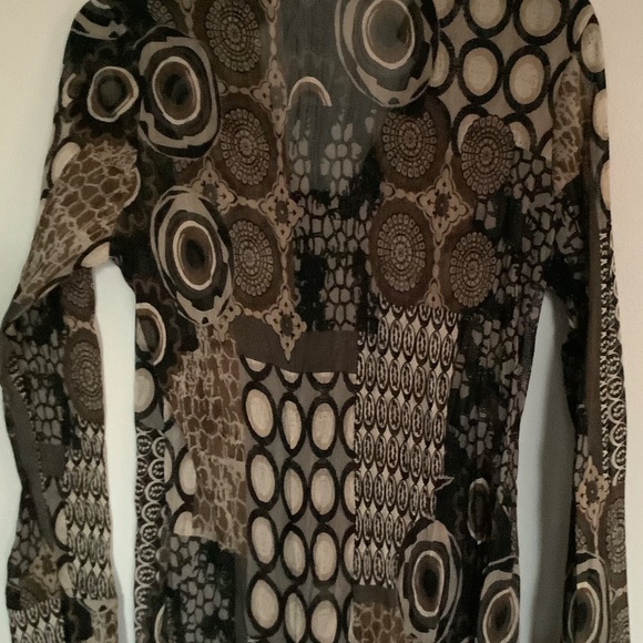 Zoe Blouse - Picture 4 of 4